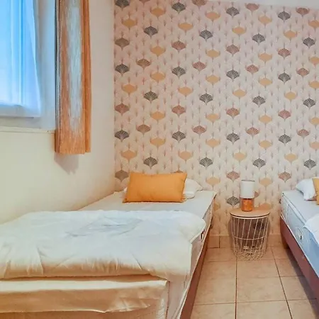 - La Cigale - 7 / 16 Couchages Royan